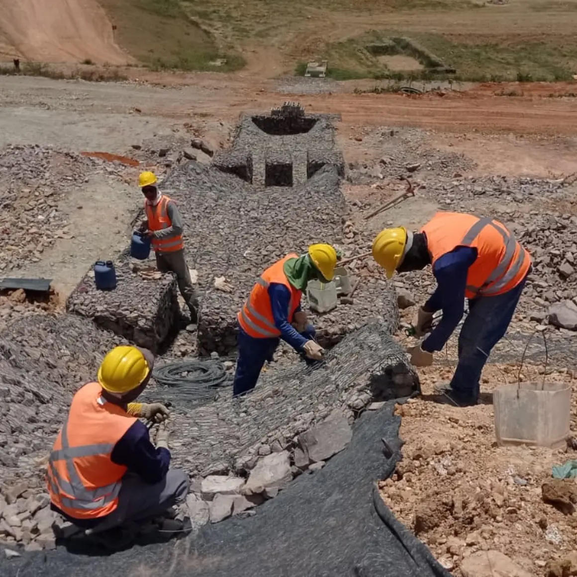 Fornecimento de mão de obra